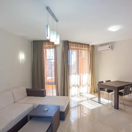 Apartament In Star Dream شقة